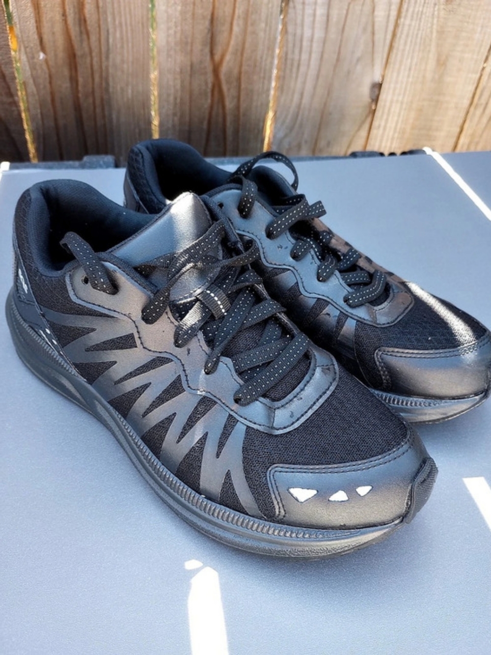 Women's 7.5B- SAS Journey Mesh Black Athletic Walking Shoes